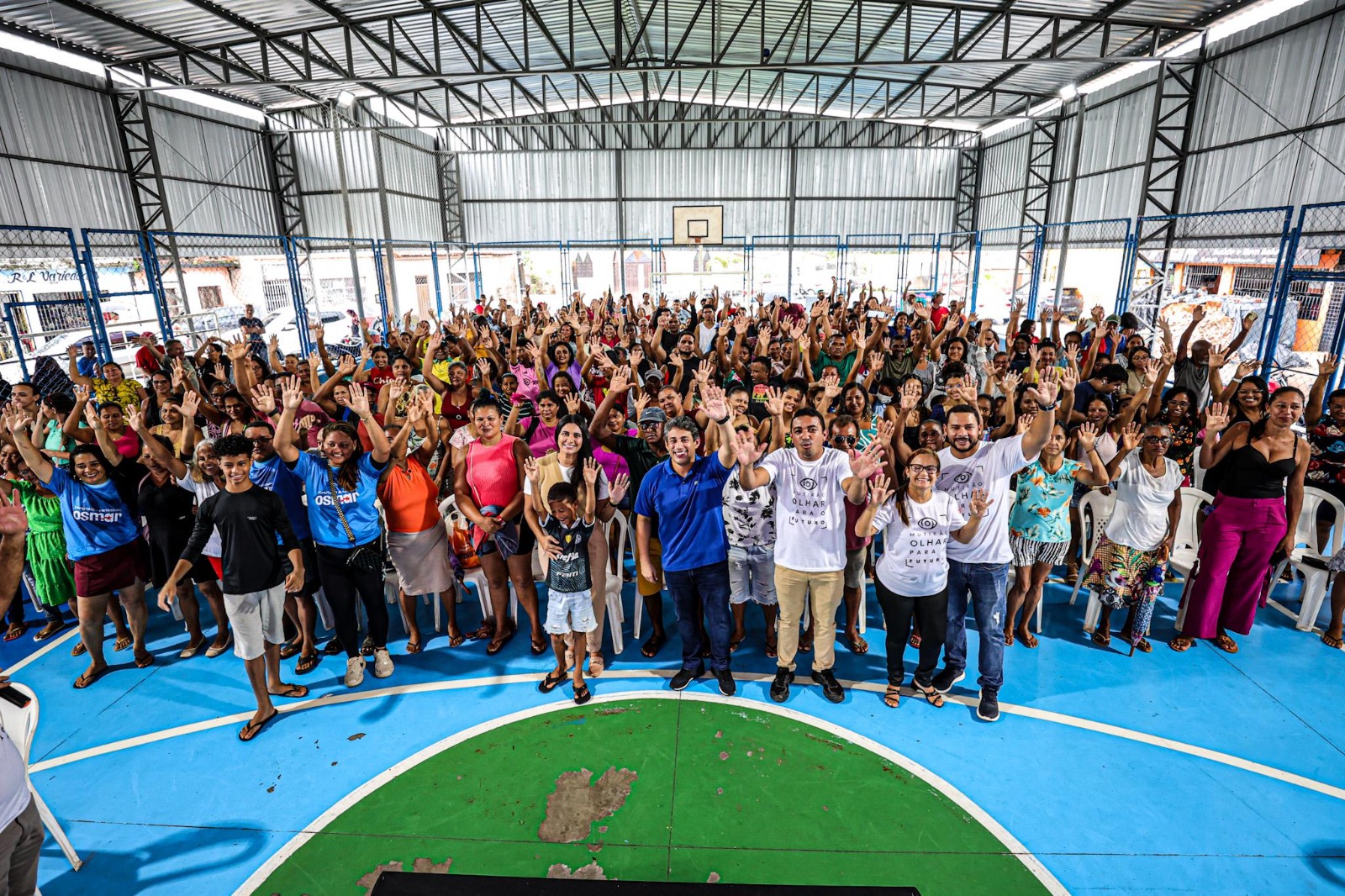 Osmar Filho realiza entrega de óculos nas regiões do São Francisco e Vila Embratel