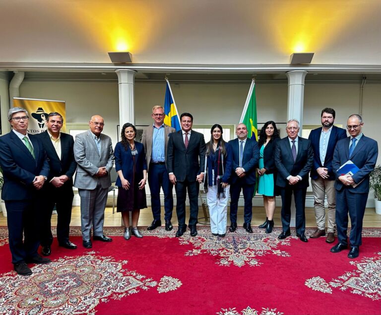 Em busca de novos investimentos para o Maranhão, vice-governador Felipe Camarão representa o estado em missão institucional na Suécia