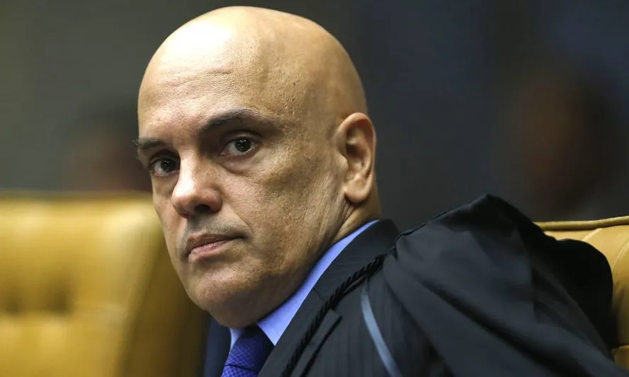 Assembleia confirma medalha para Alexandre de Moraes