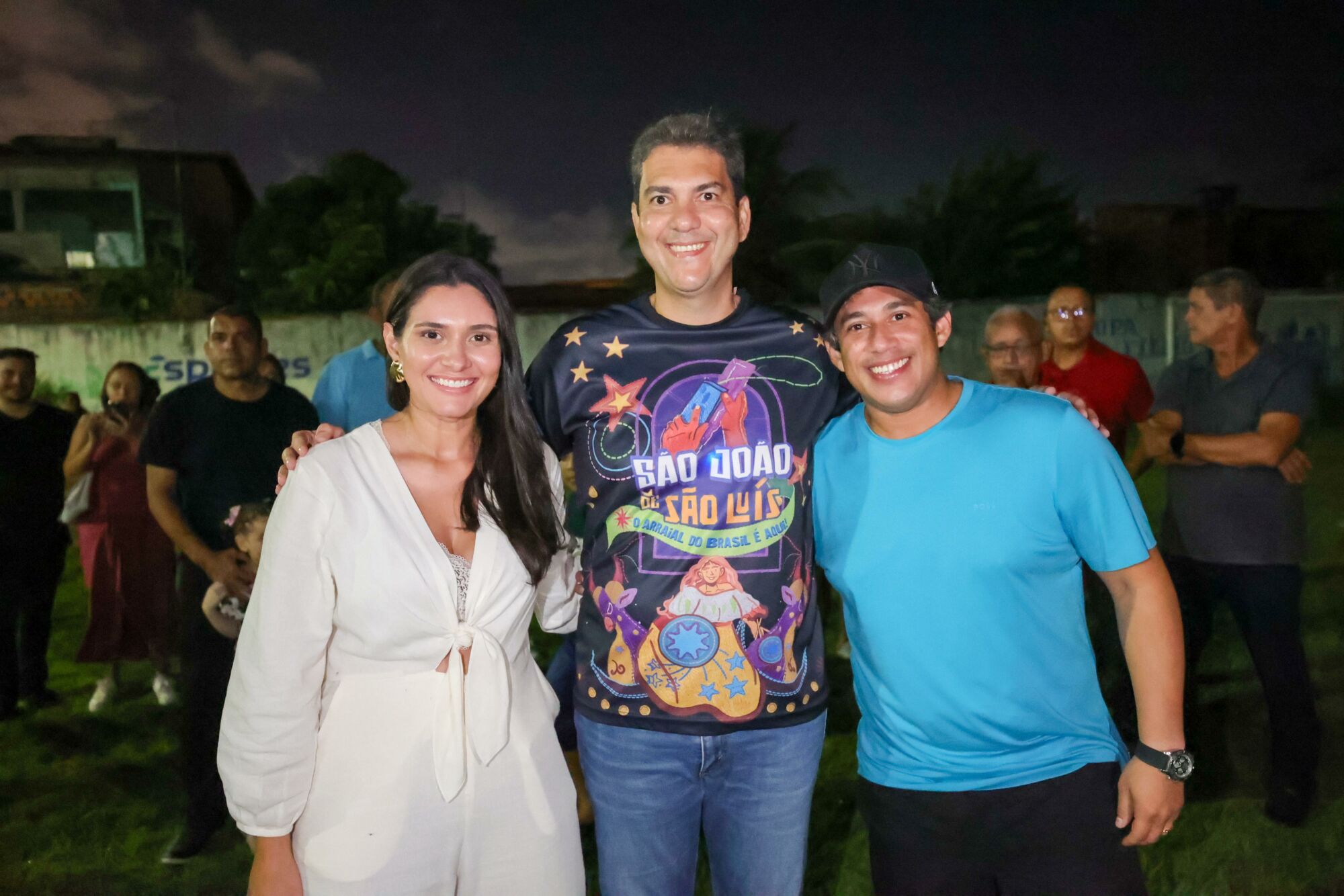 Com Osmar Filho e Clara Gomes, Eduardo Braide entrega iluminação de Led no Estádio Beira-Rio, na Ilhinha