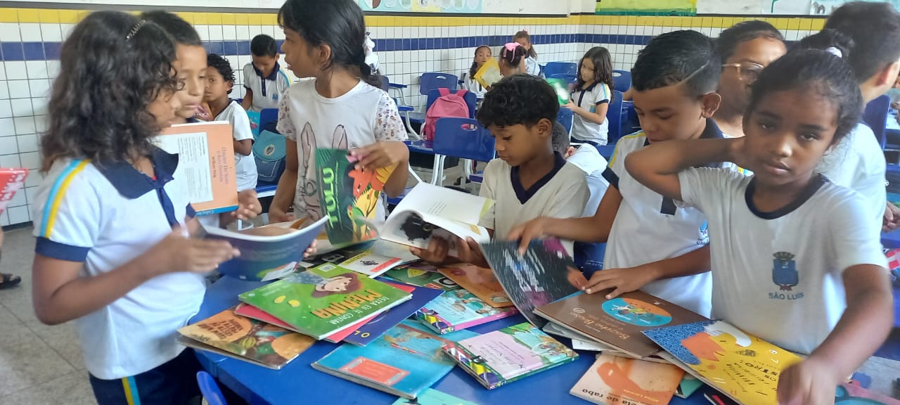 Projeto Ler é Viver leva diversão e aprendizado às comunidades de Pedrinhas e Coqueiro nestas férias