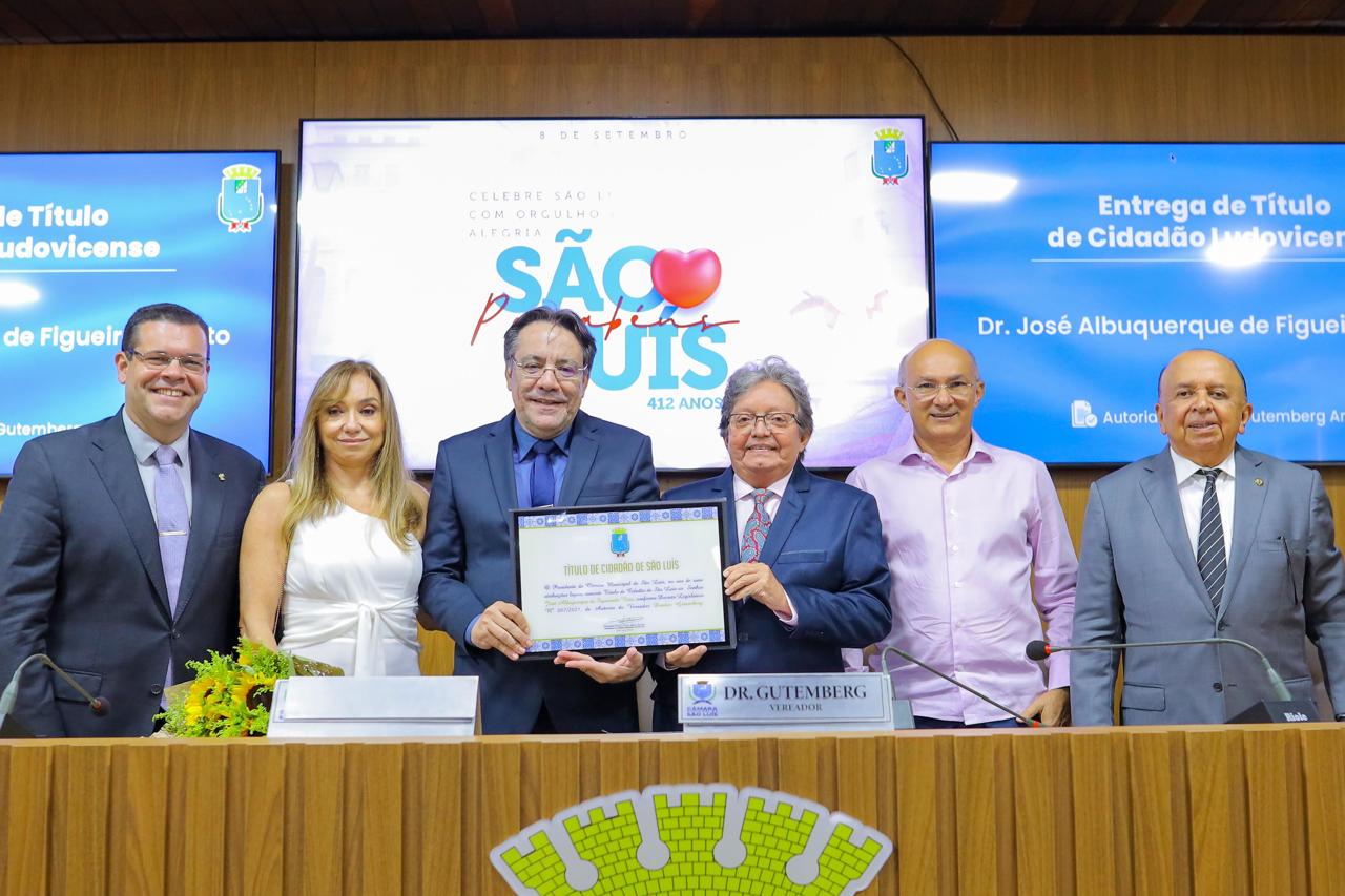 Câmara Municipal de São Luís, por meio do vereador Dr. Gutemberg, concede título de Cidadão Ludovicense ao presidente do CRM- MA, Dr. José Albuquerque