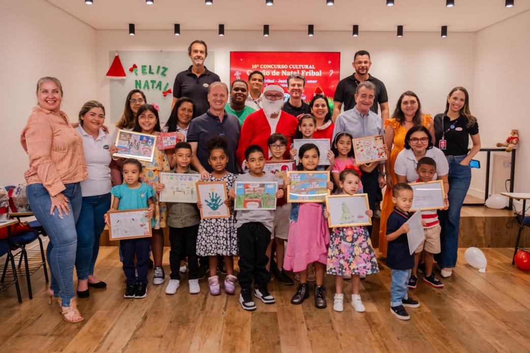 “Onde o Amor Ganha Cor: Crianças brilharam no 16º Concurso de Cartão de Natal da Fribal”